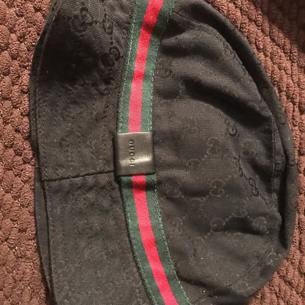 💯 Authentic Gucci Bucket Hat